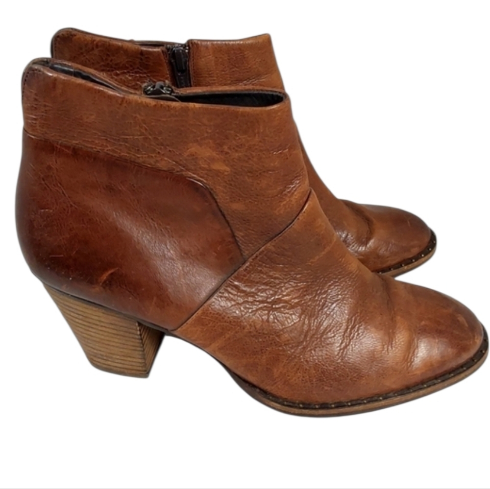paul green Stella leather ankle boots.